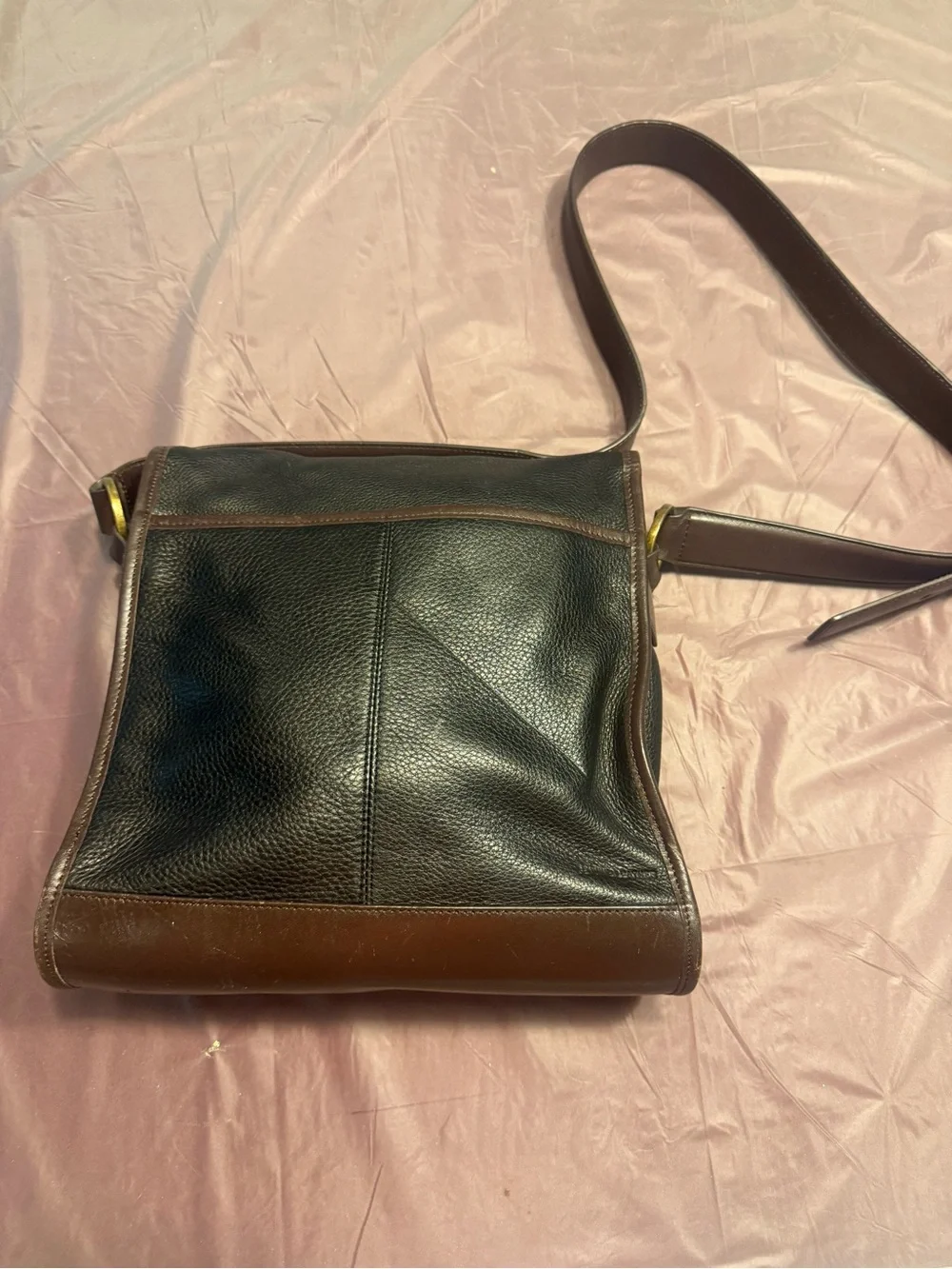 Jones New York Black Brown Leather Crossbody Messenger Bag